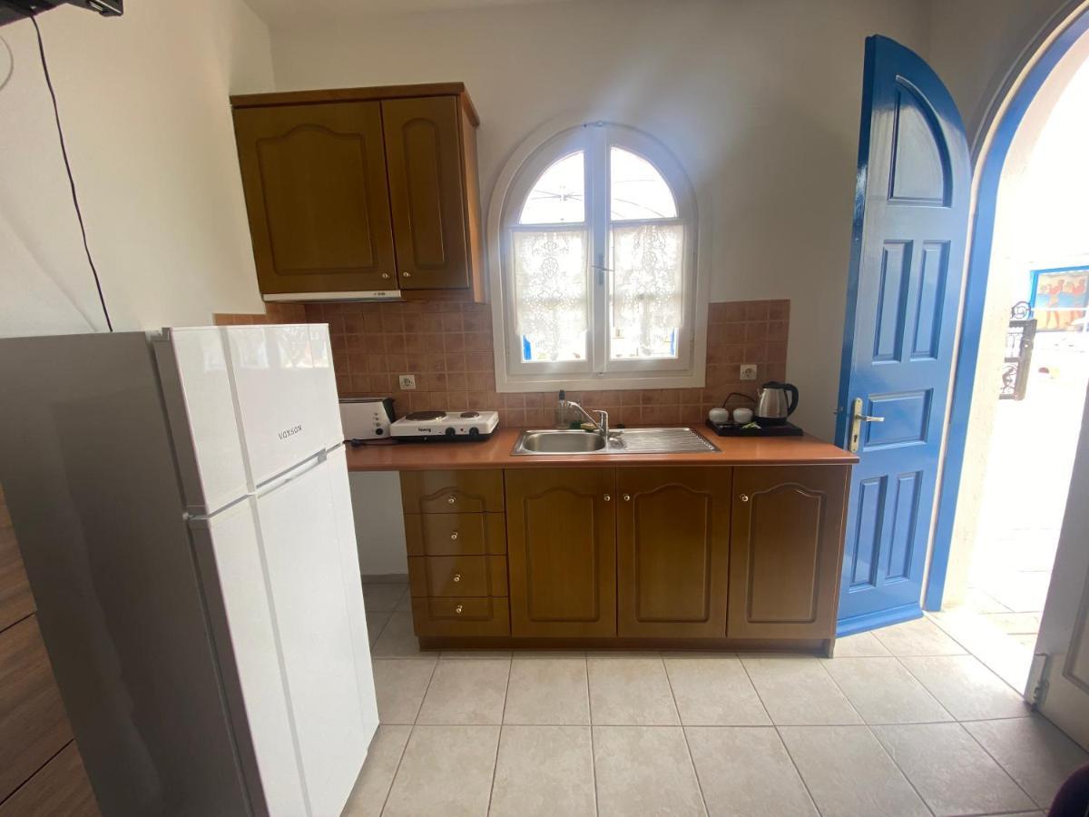 Aeolos Apartments Akrotírion Екстериор снимка